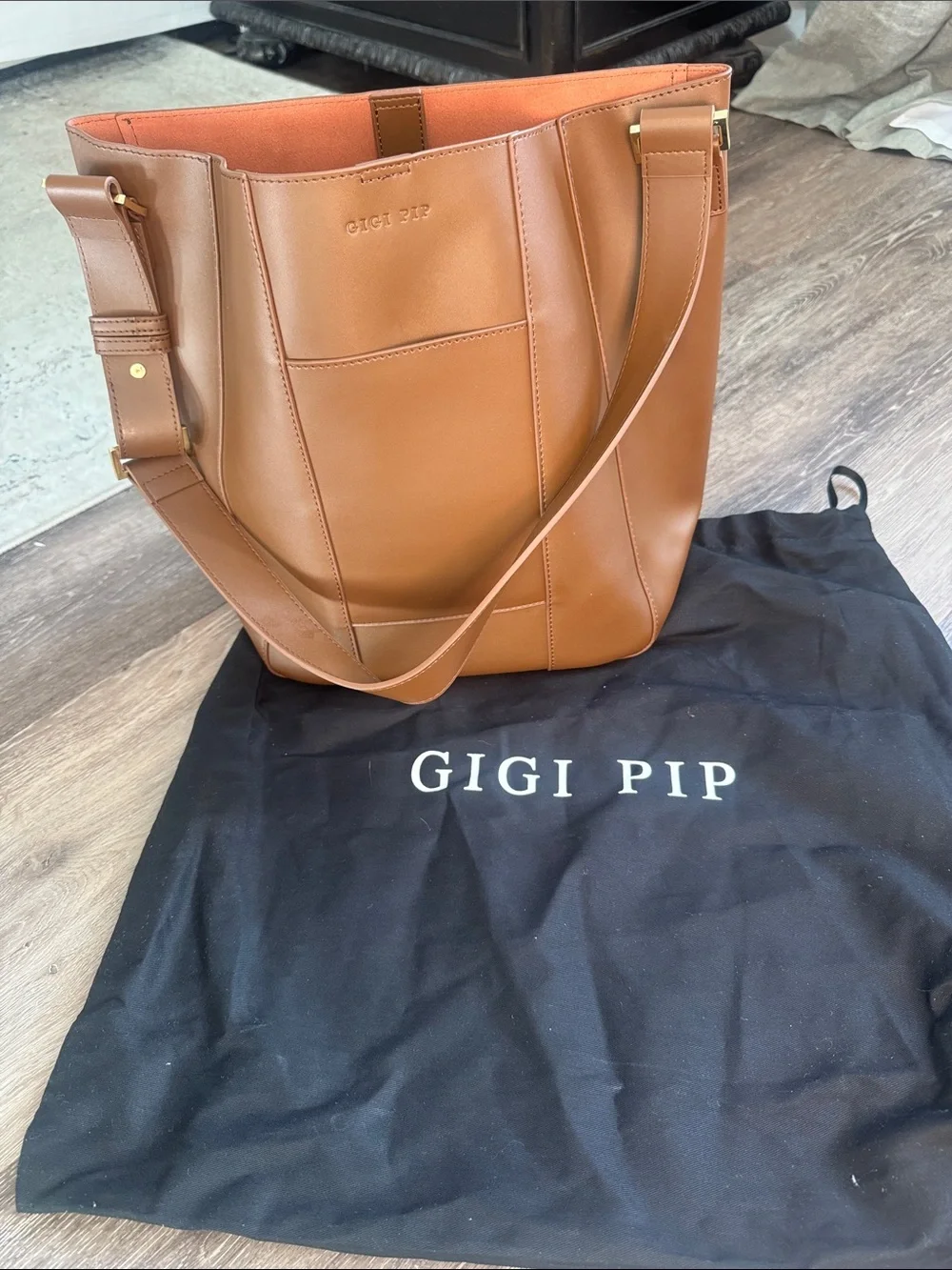 GIGI PIP Dia Everyday Tote Chocolate- New W/ Tags